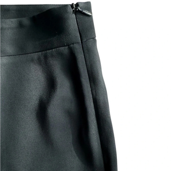 PIAZZA SEMPIONE Navy Blue Stretch Silk
Front Taper Leg Cropped Pants Size 8 - Picture 5 of 8